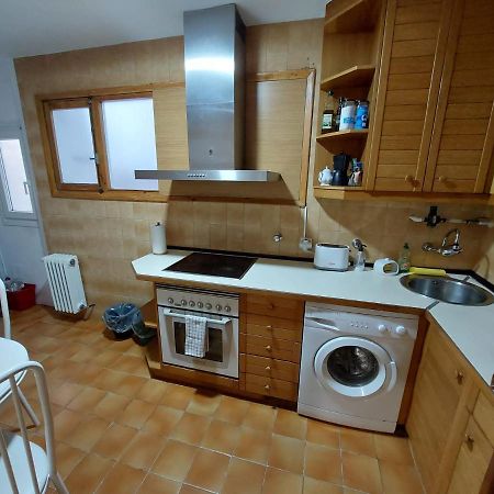 Piso Sencillo Y Acogedor Con Parking Gratuito Apartment Baranain Екстериор снимка